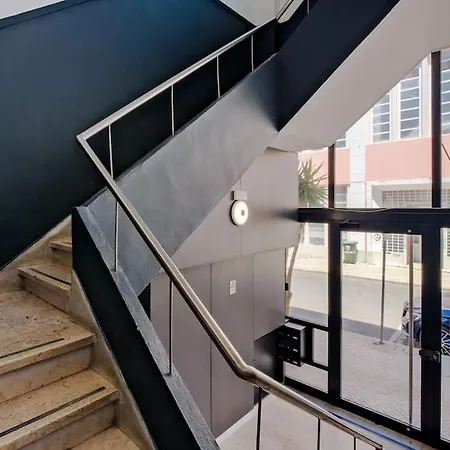 Lovely Studio, Fully Equipped & Near Subway N7 아파트 *