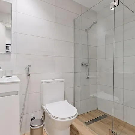 Lovely Studio, Fully Equipped & Near Subway N7 *