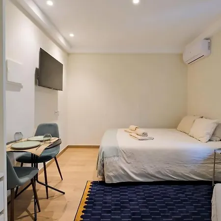 아파트 Lovely Studio, Fully Equipped & Near Subway N7