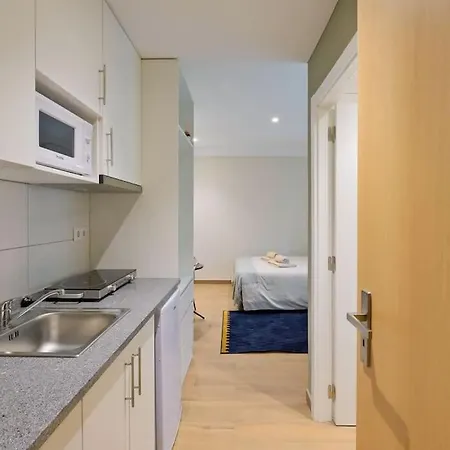 Lovely Studio, Fully Equipped & Near Subway N7